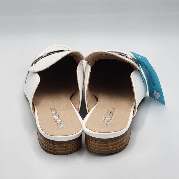 Womens Aerocushion White Slip-On Loafers With Silver Chain Detail & Low Heel - Picture 6 of 12